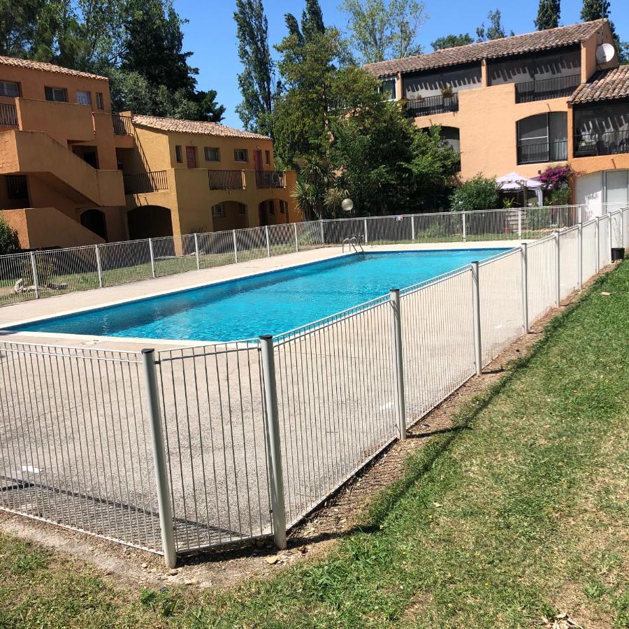 Appartement Les Hameaux Арль Экстерьер фото